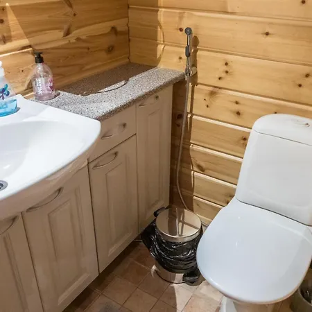 Holiday home Yllaeskaira A By Interhome Akaslompolo